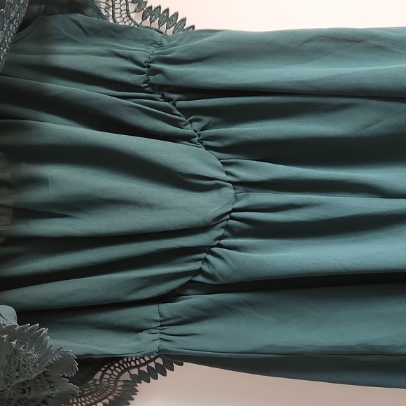 NWOT SHEIN emerald green romper - Picture 3 of 10